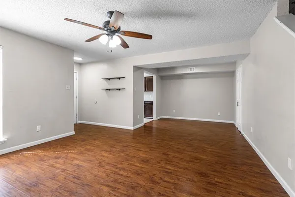 $2,100 | 710 Peach Court, Grapevine, TX 76051