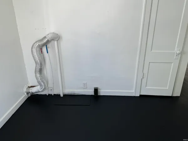 $800 | 2110 East Yale Avenue, Muncie, IN 47303