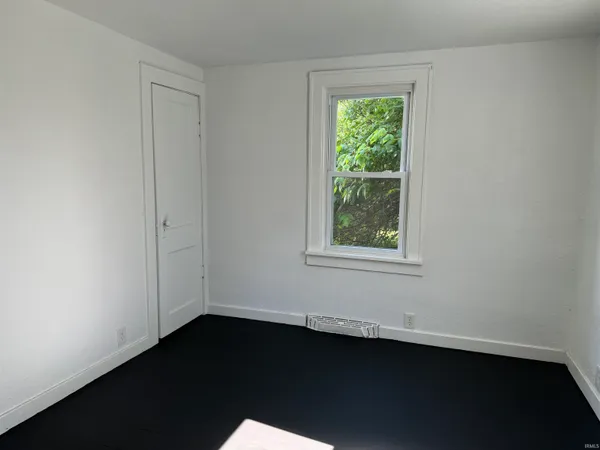 $800 | 2110 East Yale Avenue, Muncie, IN 47303