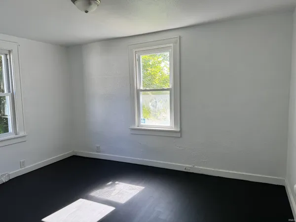 $800 | 2110 East Yale Avenue, Muncie, IN 47303