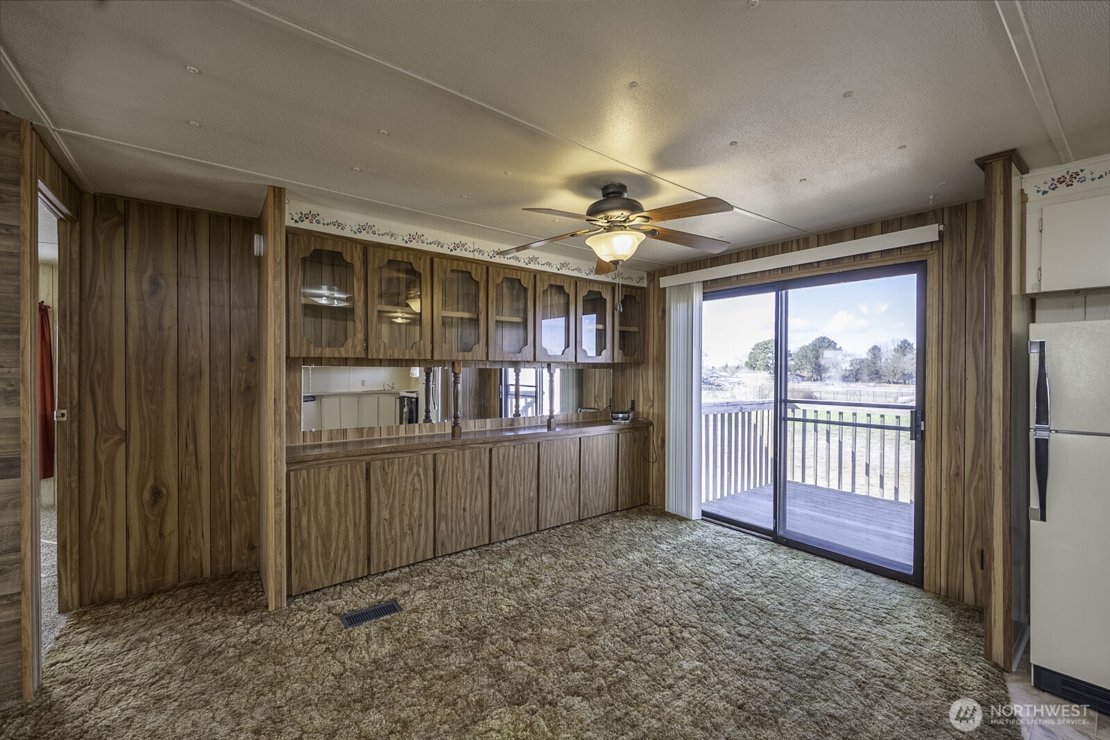 4934 Rd M Northeast Moses Lake, WA 98837 - Photo 15 of 34 a view of an empty room with a window