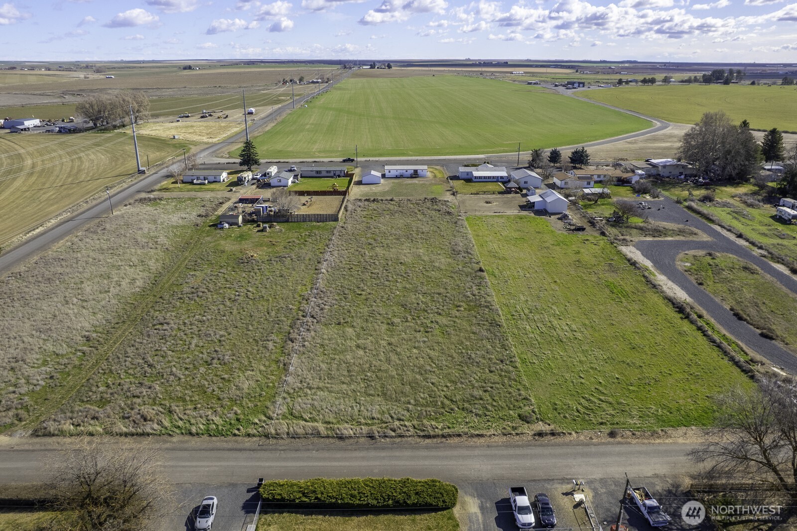 4934 Rd M Northeast Moses Lake, WA 98837 - Photo 9 of 34 a view of a city