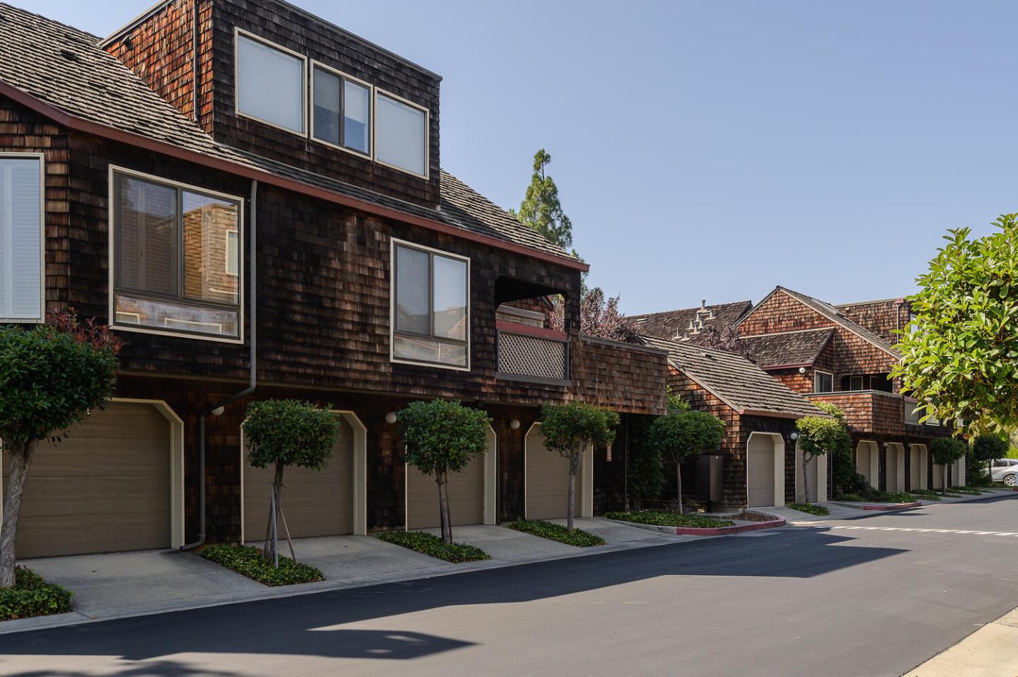 137 Peter Coutts Circle Stanford, CA 94305 - Photo 25 of 28 a front view of a building with street view