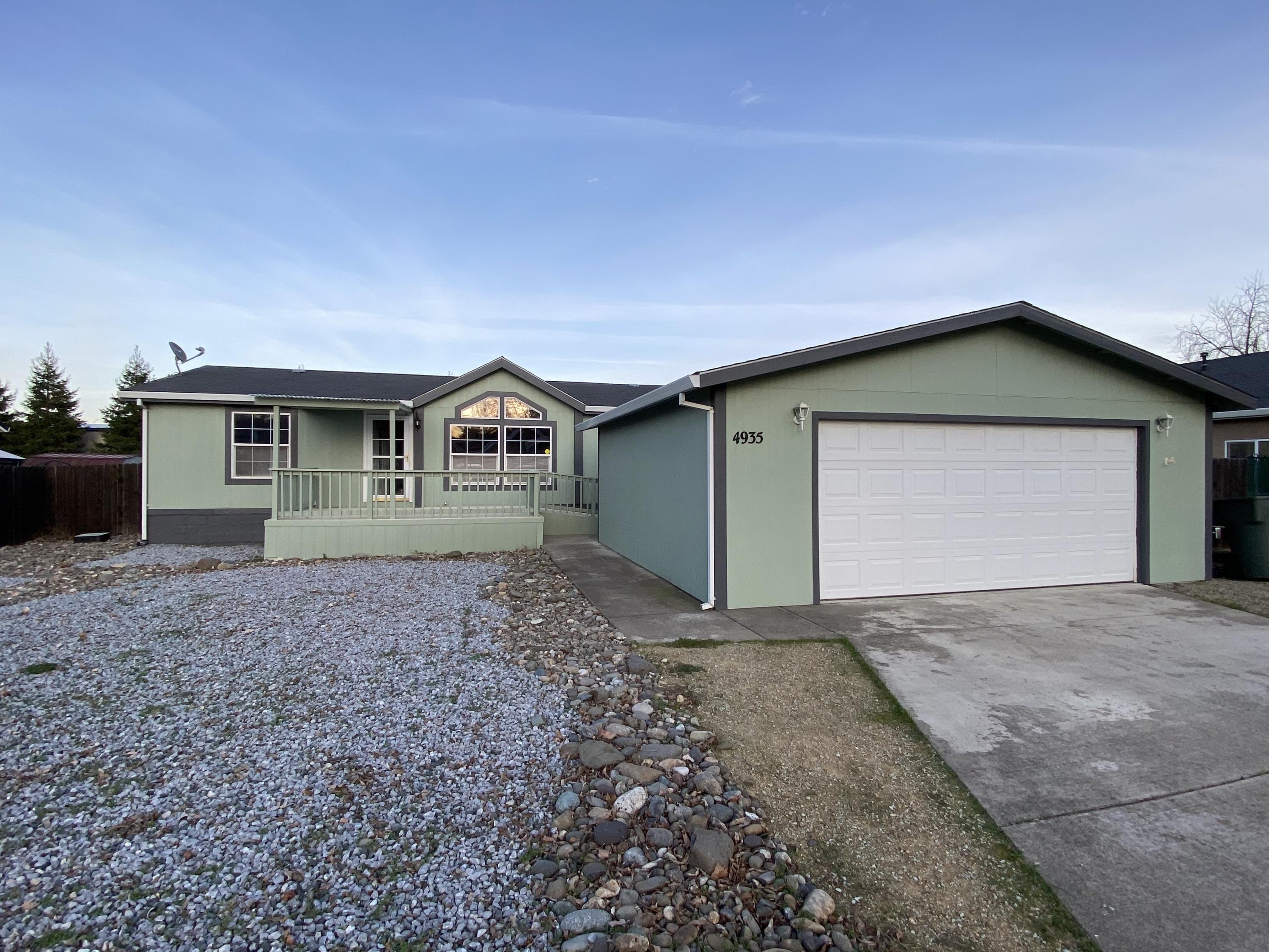 4935 Cedars Road Redding, CA 96001 - Photo 1 of 18