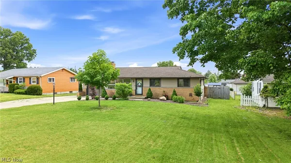 $200,000 | 5037 Sheridan Road, Youngstown, OH 44514