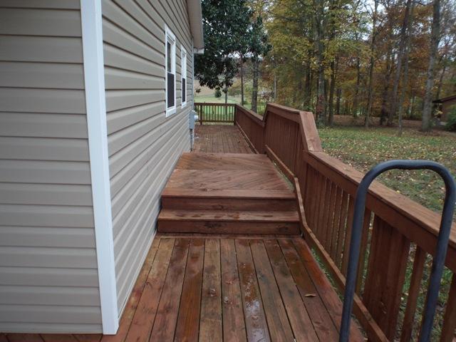 1129 Red Hill Valley Road Southeast, Unit 2 Cleveland, TN 37323 - Photo 16 of 41 1129 Red Hill DSCF2733 deck