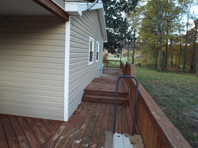1129 Red Hill Valley Road Southeast, Unit 2 Cleveland, TN 37323 - Photo 40 of 41 1129 Red Hill DSCF2707 deck