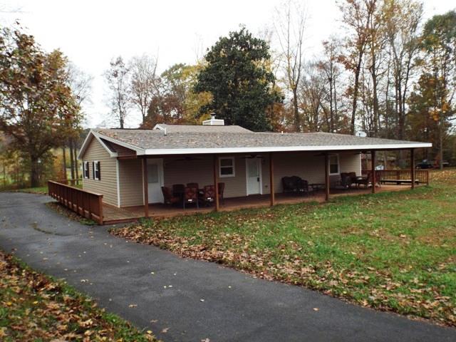 1129 Red Hill Valley Road Southeast, Unit 2 Cleveland, TN 37323 - Photo 7 of 41 1129 Red Hill DSCF2744 rear
