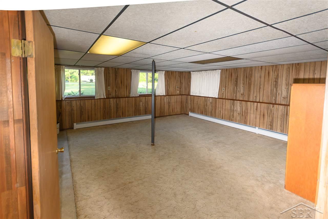 2296 South Nine Mile Road Kawkawlin, MI 48631 - Photo 13 of 18 31388457-13.JPG