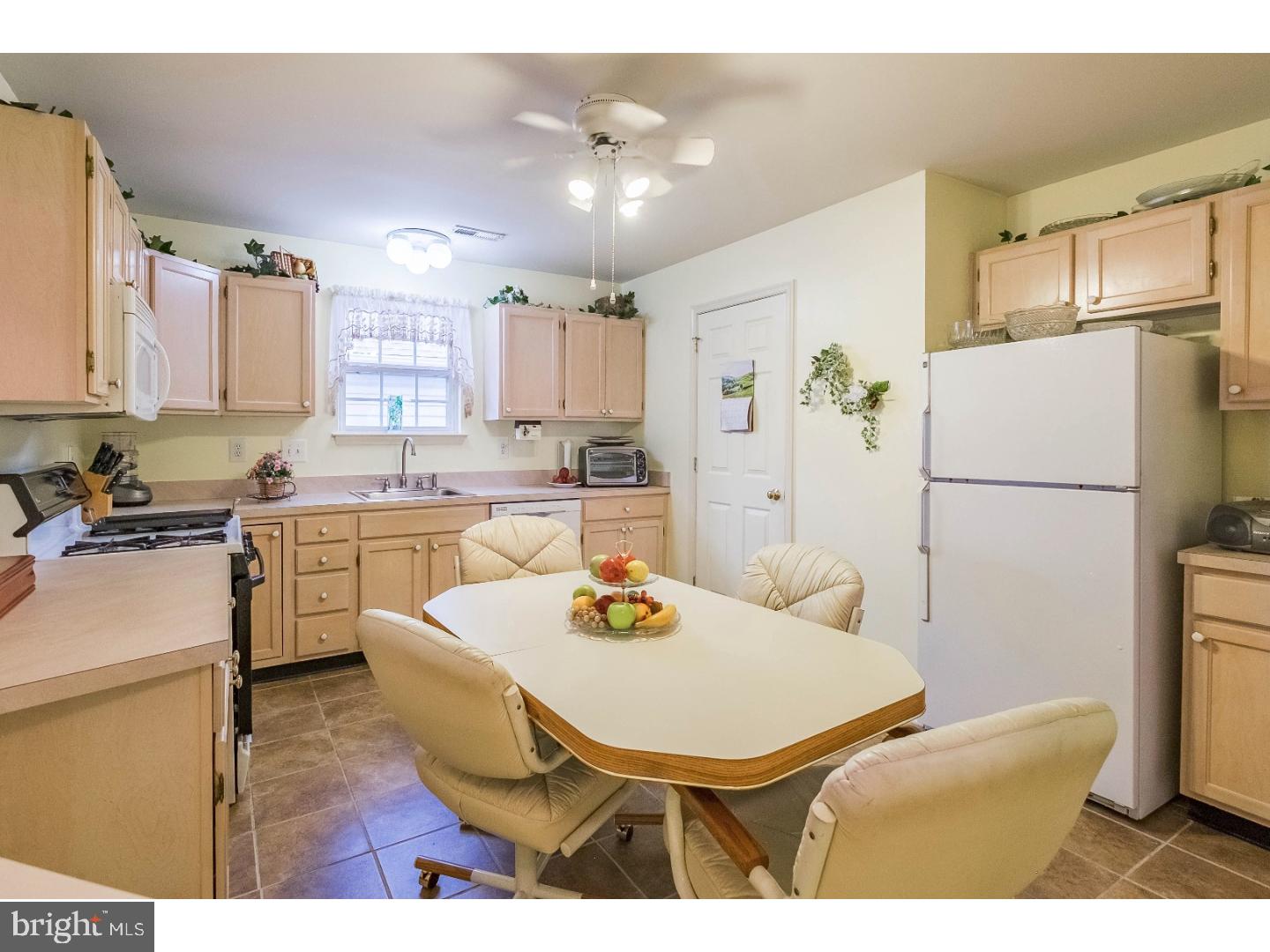 114 Alexander Road Edgewater Park, NJ 08010 - Photo 9 of 21