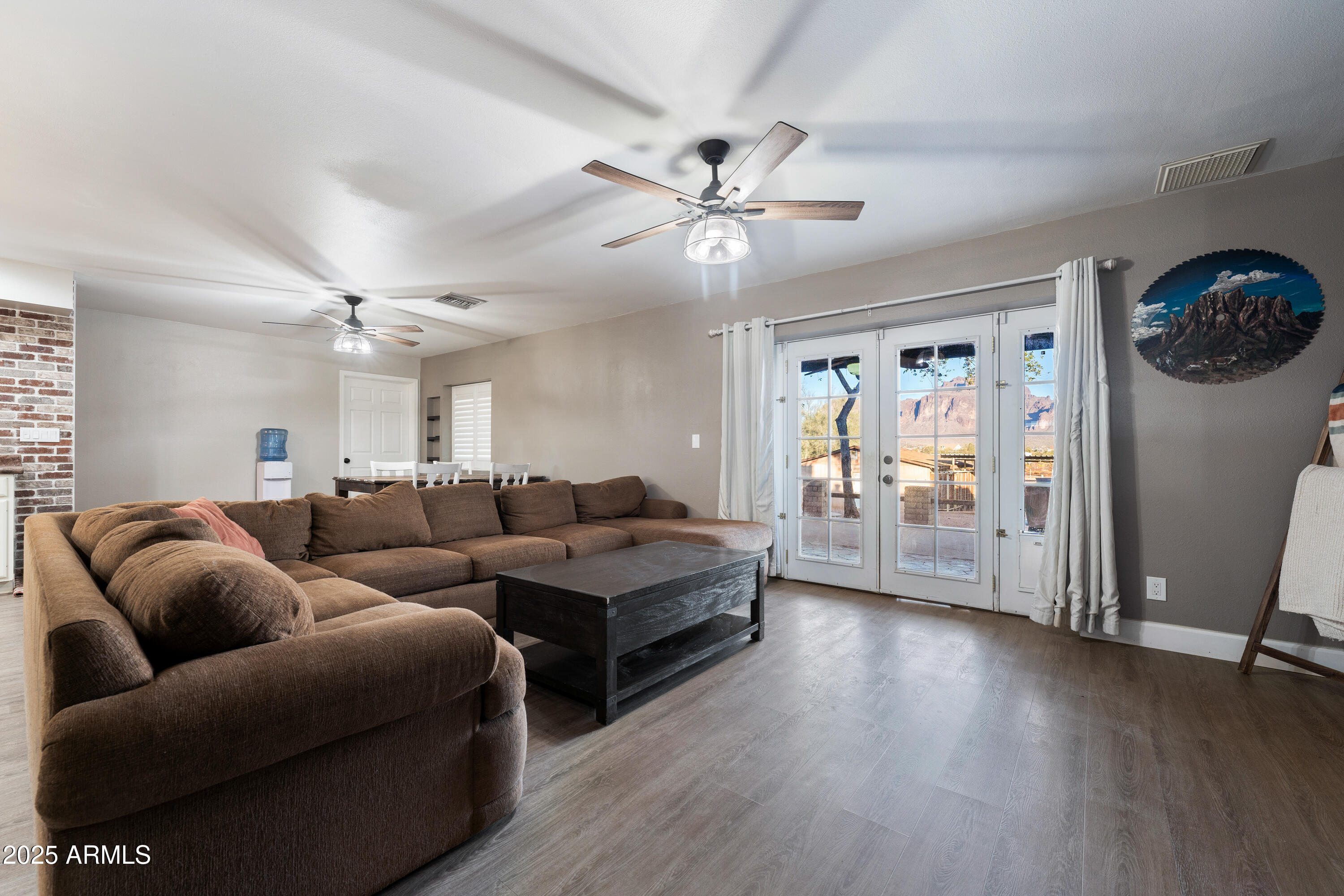 1018 North Wickiup Road Apache Junction, AZ 85119 - Photo 5 of 22 024__1011 N Vista Rd