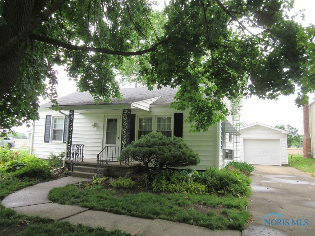 660 Rice Street Elmore, OH 43416 - Photo 2 of 13 Gallery Image 2