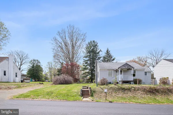 $380,000 | 86 Summit Avenue, Chadds Ford, PA 19317