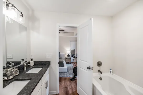 $337,500 | 6883 Us Highway East, Westmoreland, TN 37186