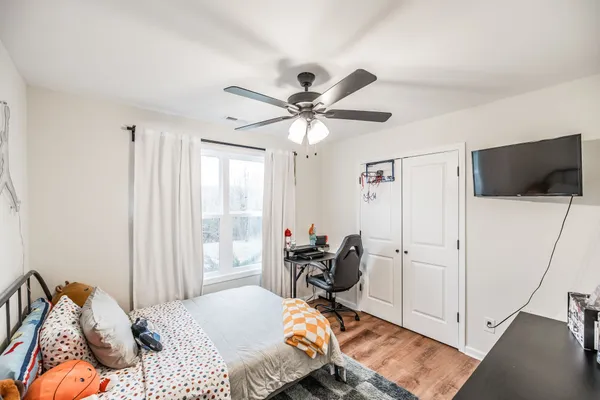 $337,500 | 6883 Us Highway East, Westmoreland, TN 37186