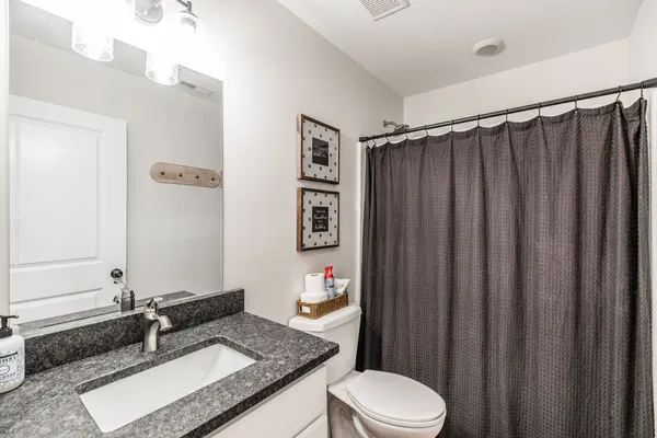 $337,500 | 6883 Us Highway East, Westmoreland, TN 37186