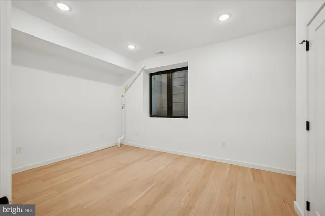 $3,299 | 871 North 20th Street, Unit 1, Philadelphia, PA 19130