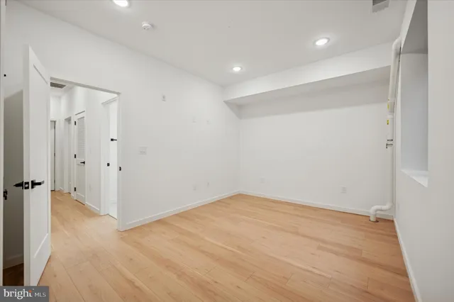 $3,299 | 871 North 20th Street, Unit 1, Philadelphia, PA 19130