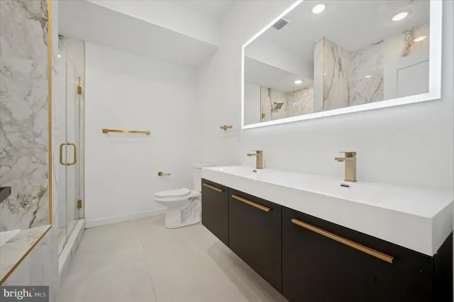 $3,299 | 871 North 20th Street, Unit 1, Philadelphia, PA 19130