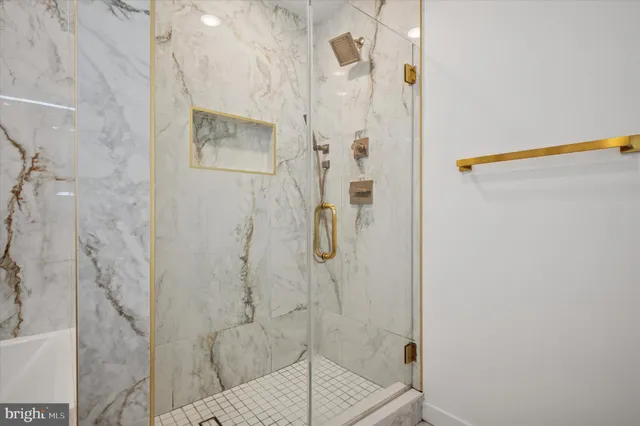 $3,299 | 871 North 20th Street, Unit 1, Philadelphia, PA 19130