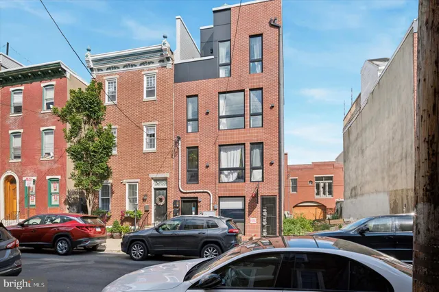 $3,299 | 871 North 20th Street, Unit 1, Philadelphia, PA 19130