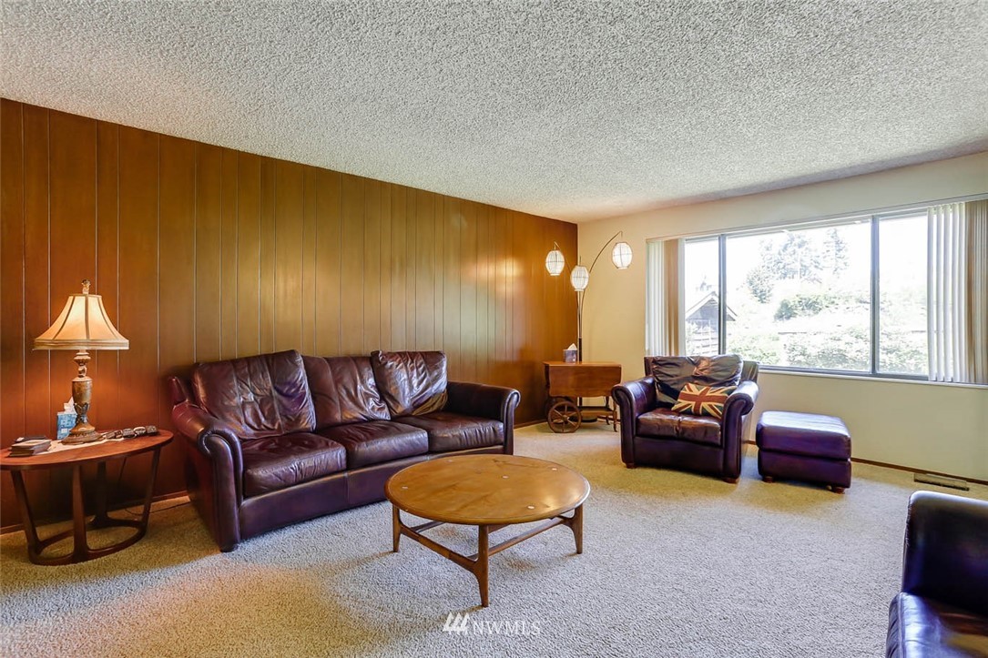 4518 Southeast 2nd Street Renton, WA 98059 - Photo 9 of 29 a living room with furniture and a large window