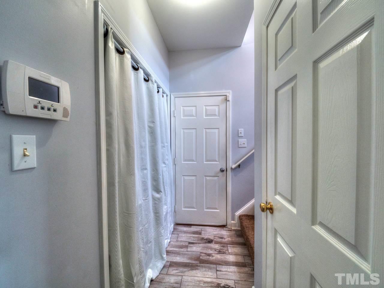 5424 Neuse View Drive Raleigh, NC 27610 - Photo 23 of 29 Gallery Image 23