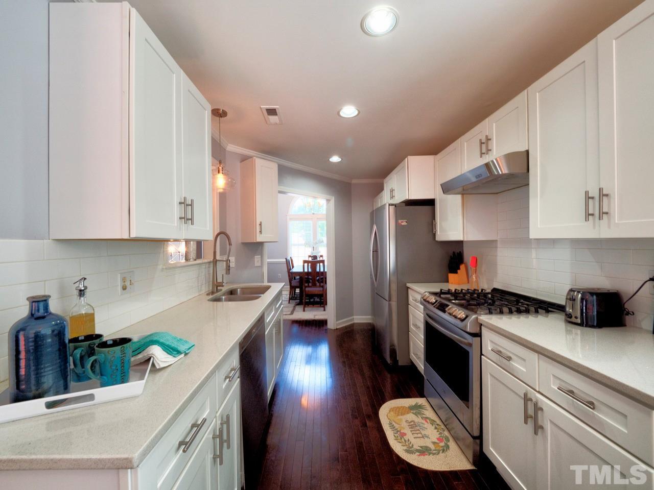 5424 Neuse View Drive Raleigh, NC 27610 - Photo 5 of 29 Gallery Image 5