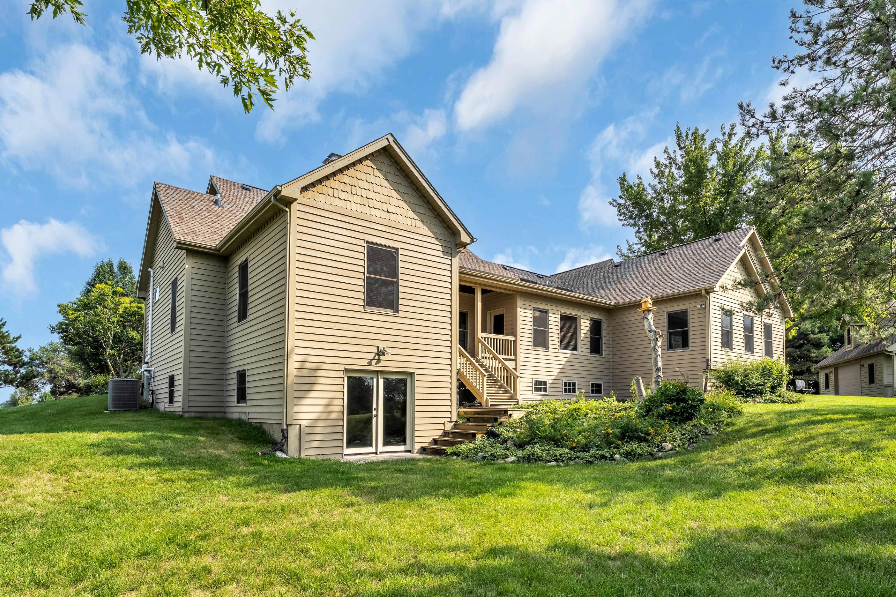 5046 Briar Ridge Court Lyons, WI 53105 - Photo 37 of 51 Photo (71)