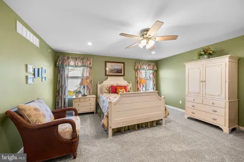 $559,900 | 317 Ridgewood Drive, Royersford, PA 19468