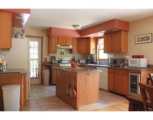 2158 Greenwich Road Hardwick, MA 01082 - Photo 5 of 28