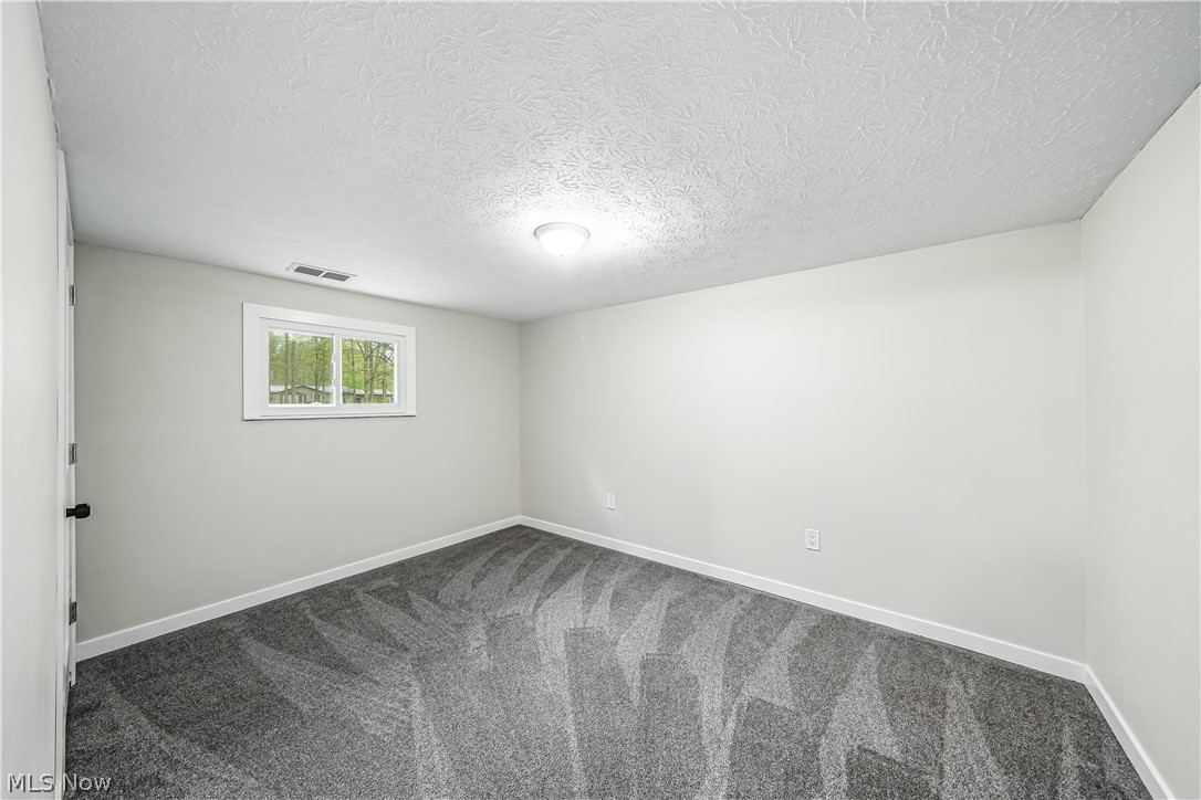 9564 Wolf Road Windham, OH 44288 - Photo 28 of 48