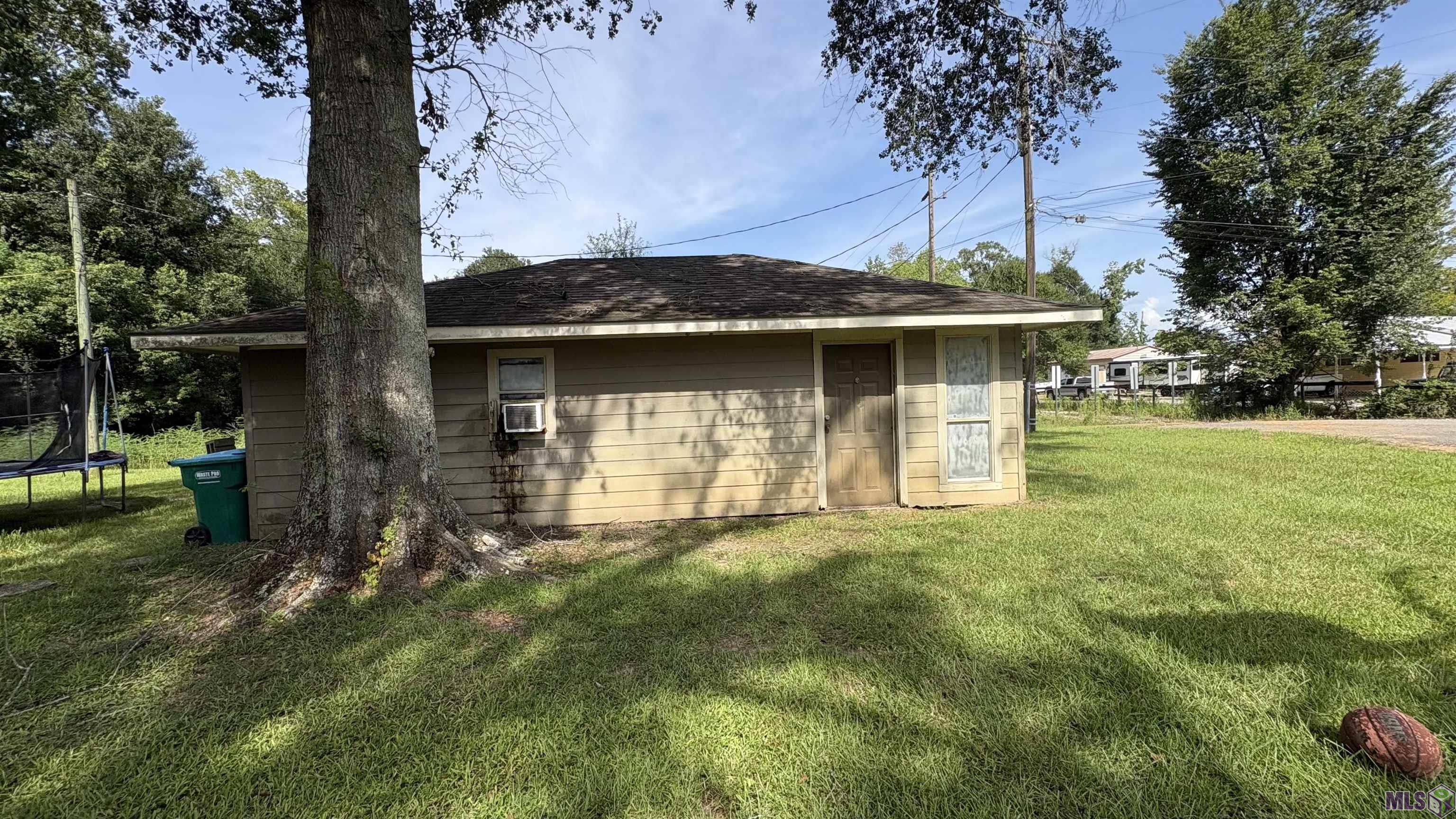14273 Bourque Road Gonzales, LA 70737 - Photo 5 of 7 Gallery Image 5