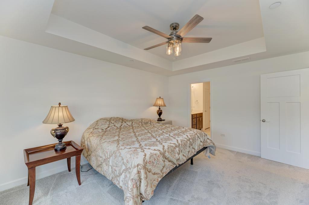 257 Masters Drive Addison, IL 60101 - Photo 22 of 29 Gallery Image 22