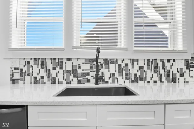 $319,000 | 1233 Union Street, Indianapolis, IN 46225