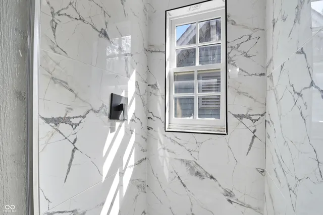 $319,000 | 1233 Union Street, Indianapolis, IN 46225