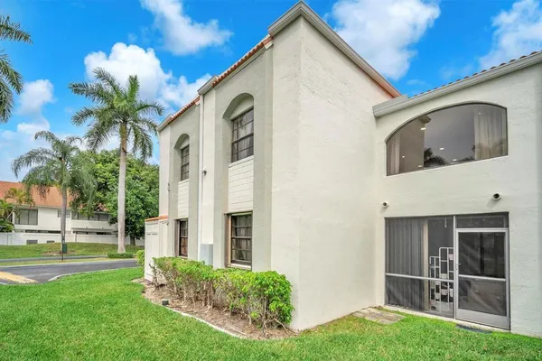 $3,600 | 3571 Magellan Circle, Unit 3434, Aventura, FL 33180