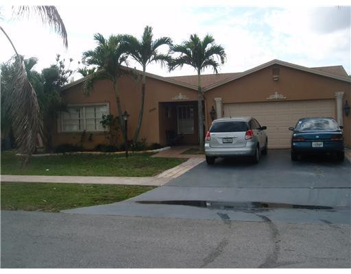 23086 Southwest 59th Way Boca Raton, FL 33428 - Photo 1 of 13 Exterior Front