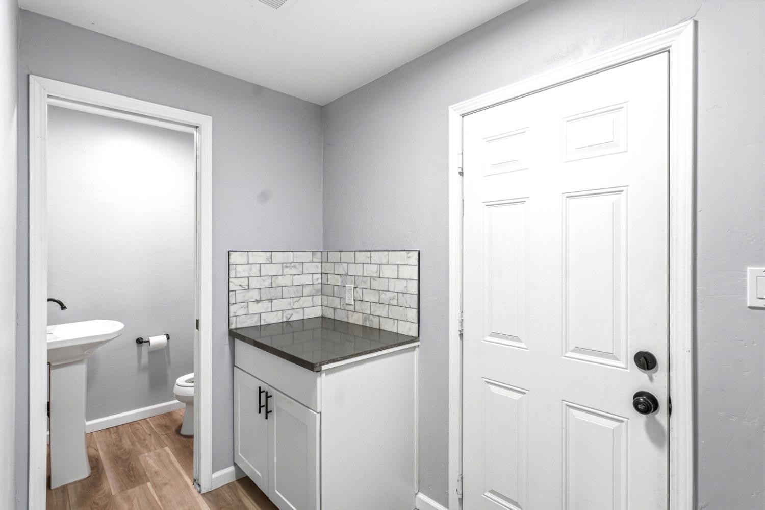 6860 Pocket Road Sacramento, CA 95831 - Photo 41 of 58 Gallery Image 41