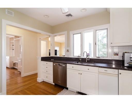 6 Hill Top Road Wellesley, MA 02482 - Photo 4 of 20 Gallery Image 4
