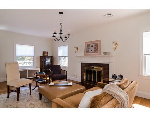 6 Hill Top Road Wellesley, MA 02482 - Photo 7 of 20 Gallery Image 7