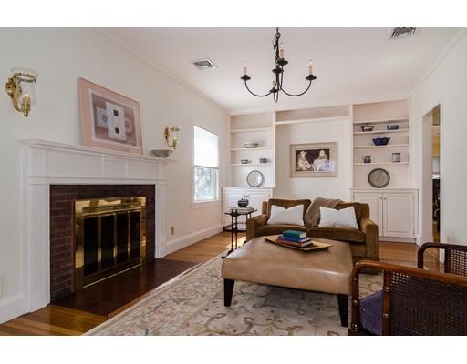6 Hill Top Road Wellesley, MA 02482 - Photo 8 of 20 Gallery Image 8