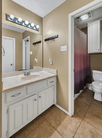 $320,000 | 815 Blue Bluff Road, Riesel, TX 76682