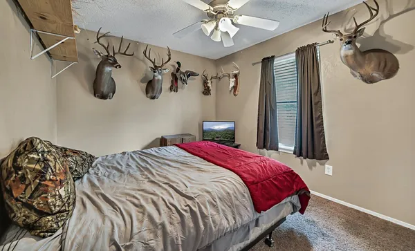 $320,000 | 815 Blue Bluff Road, Riesel, TX 76682