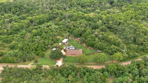 $320,000 | 815 Blue Bluff Road, Riesel, TX 76682