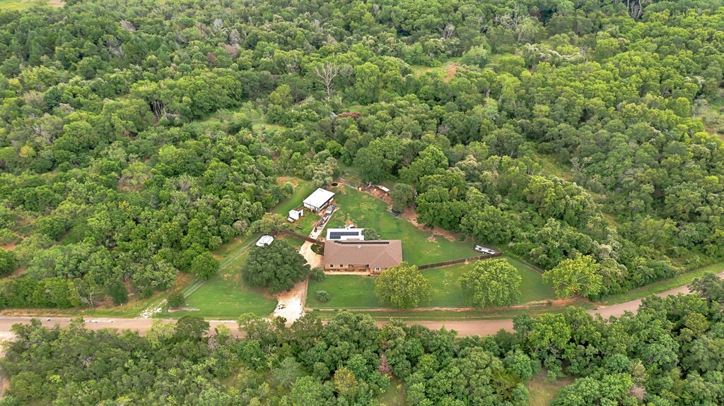 815 Blue Bluff Road Riesel, TX 76682 - Photo 33 of 36