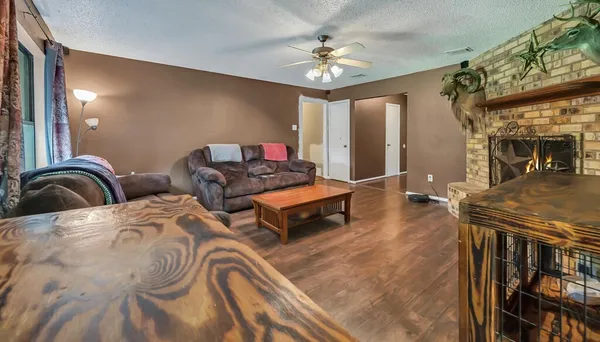 $320,000 | 815 Blue Bluff Road, Riesel, TX 76682