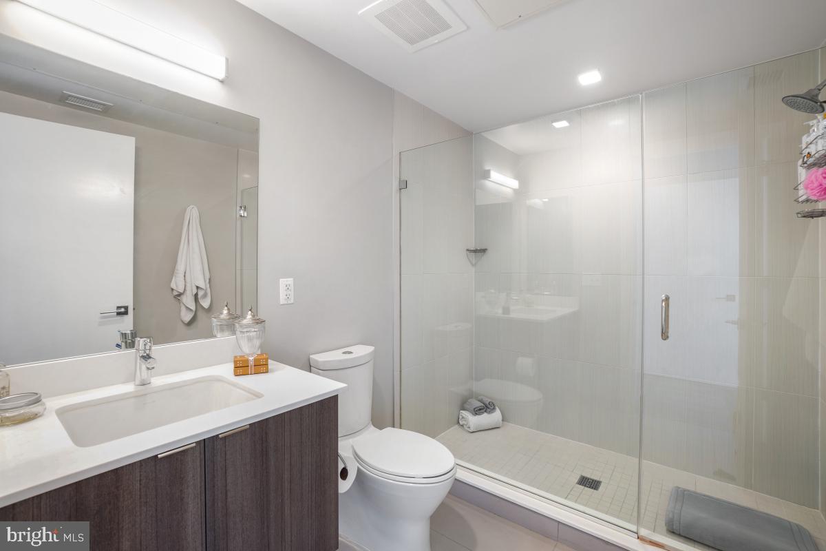 911 2nd Street Northeast, Unit 501 Washington, DC 20002 - Photo 6 of 20