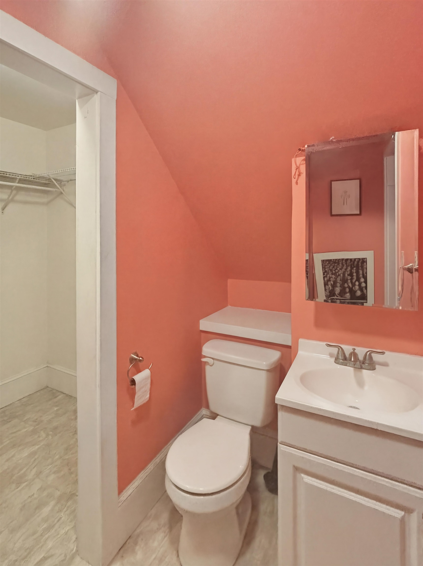 646 Maple Street Manchester, NH 03104 - Photo 12 of 26