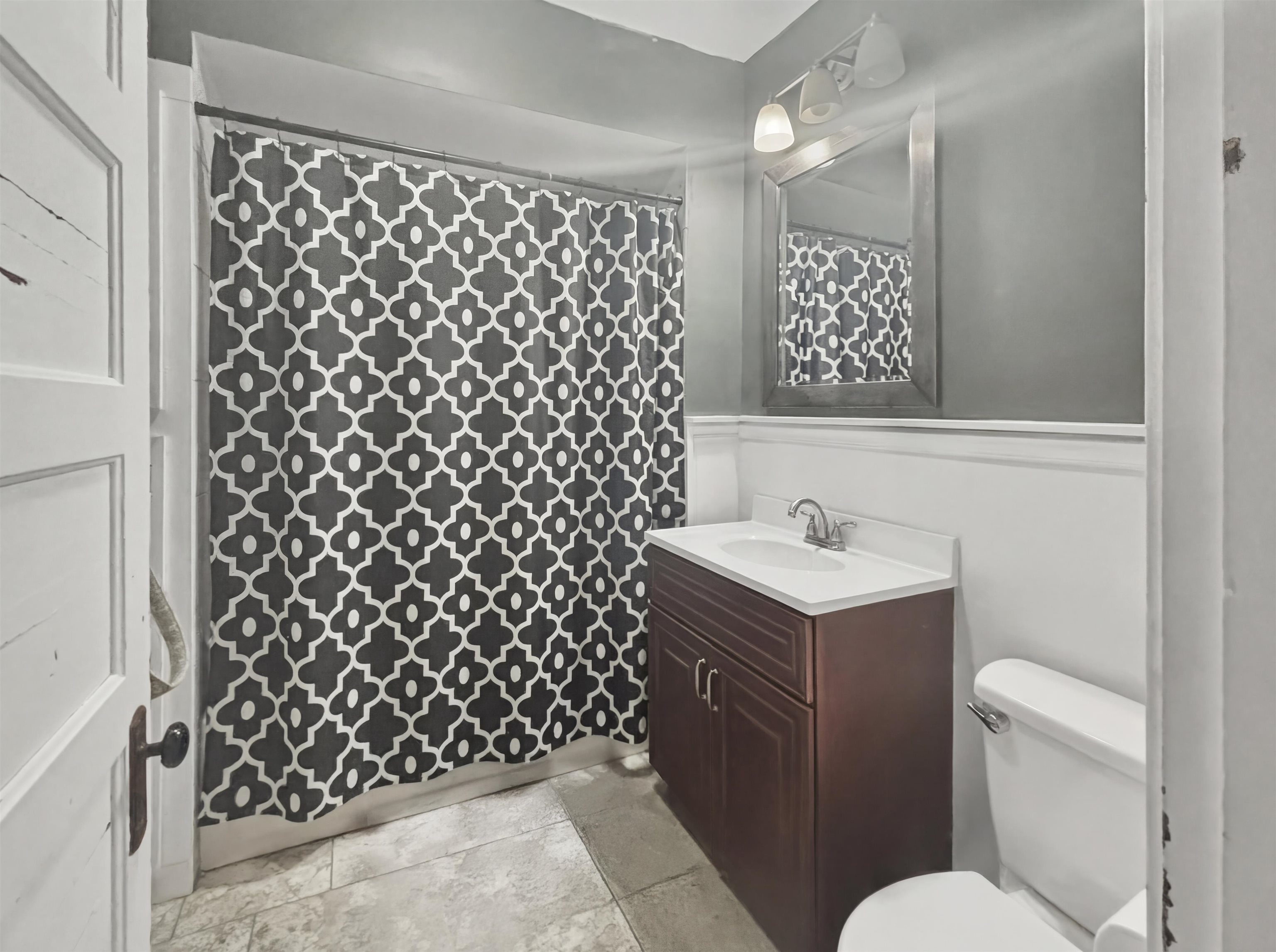 646 Maple Street Manchester, NH 03104 - Photo 8 of 26